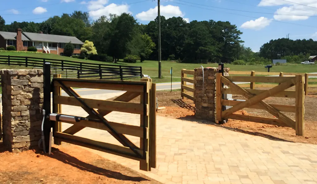 4 Board Rural Driveway Gate